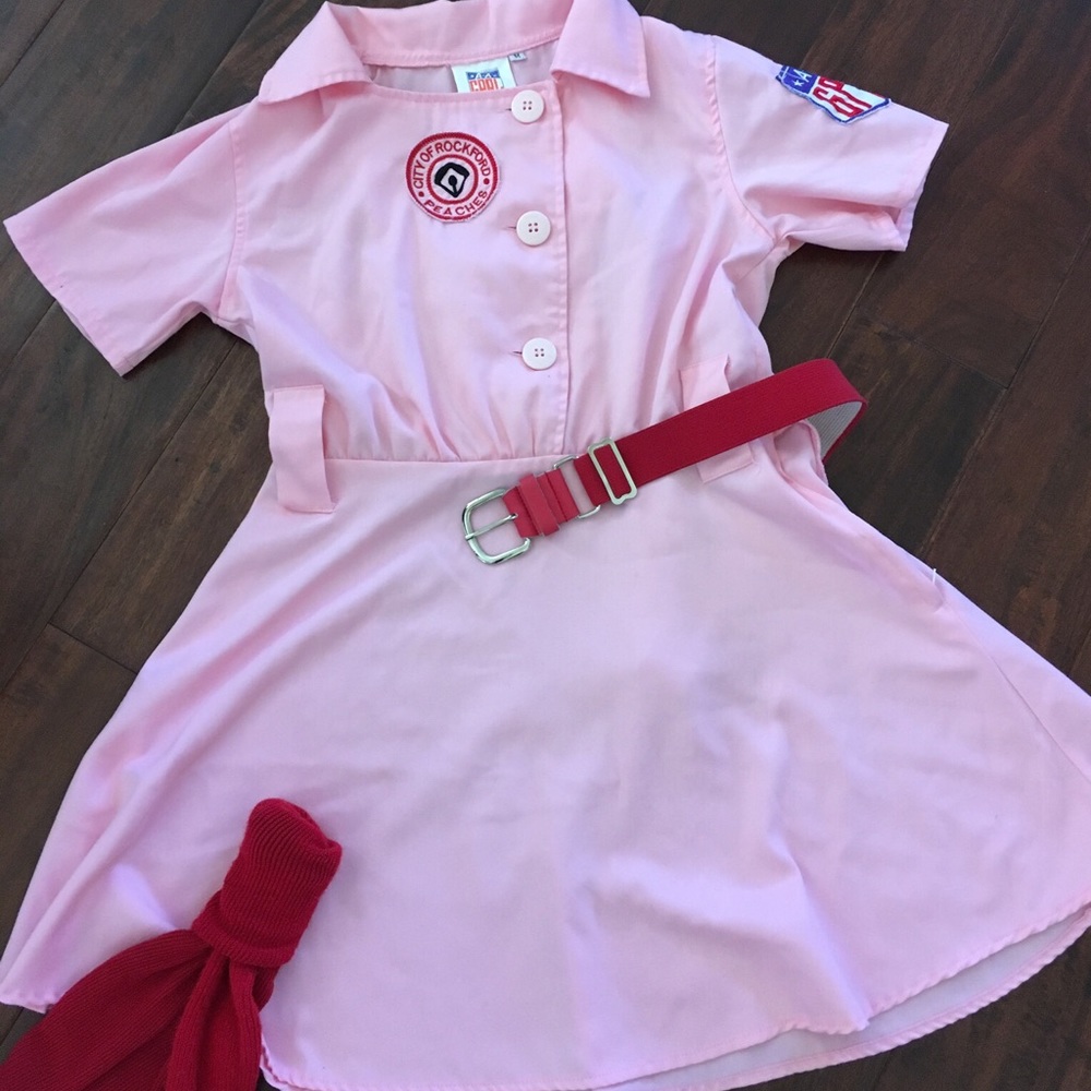 EUC Rockford Peach costume be ready for Halloween!